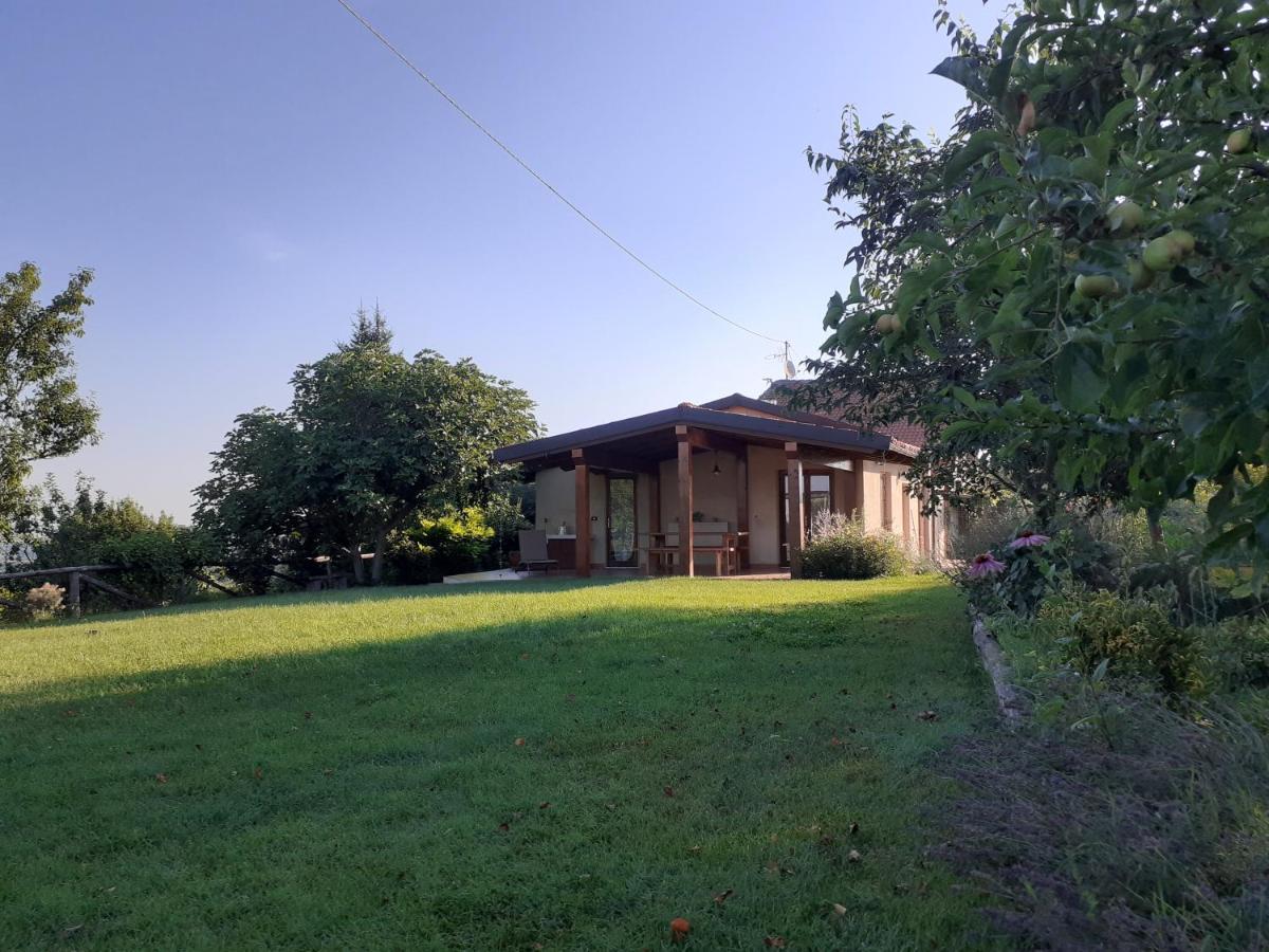 Gatti Di Langa Villa Доляни Екстериор снимка
